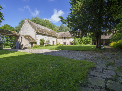 Propriété de caractère proche Paris