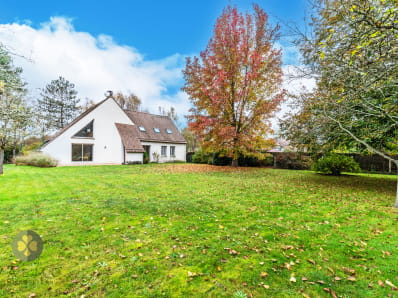 Belle maison d'architecte avec de beaux volumes