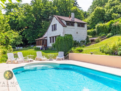 Maison avec piscine et un très bel environnement