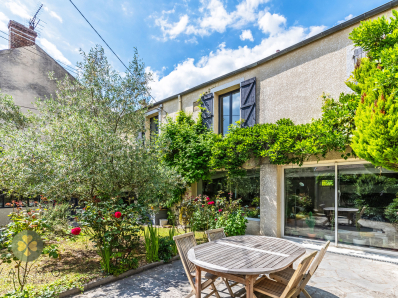 Charmante maison ancienne rénovée de 205 m²