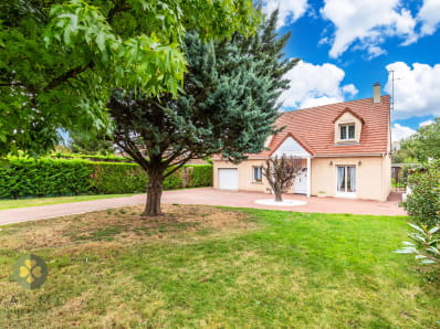 Belle maison traditionnelle avec 4 chambres