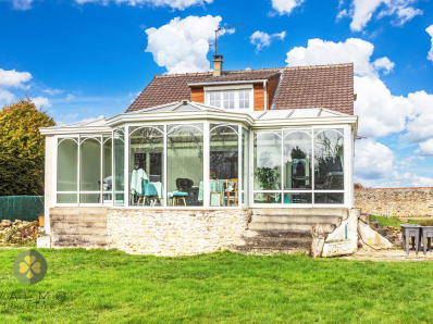 Maison familiale avec 4 chambres et une belle véranda