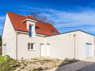 Maison traditionnelle de 2025 avec 4 chambres