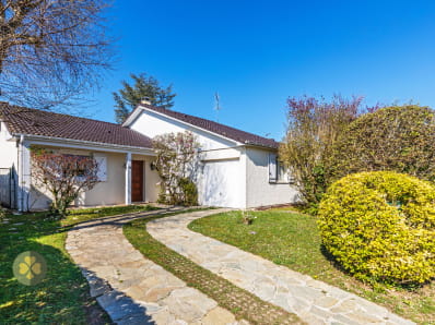 Charmante maison de plain-pied avec chambres