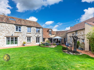 Maison de charme et de caractère de 300 m²