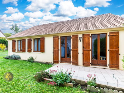 Maison de plain pied avec jardin