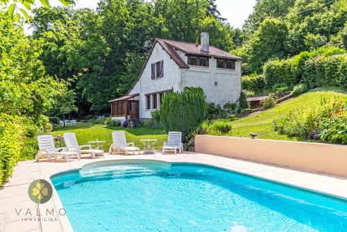 Maison 7 pièces 145 m² · à Courgent · 145 m² · 399 000 €