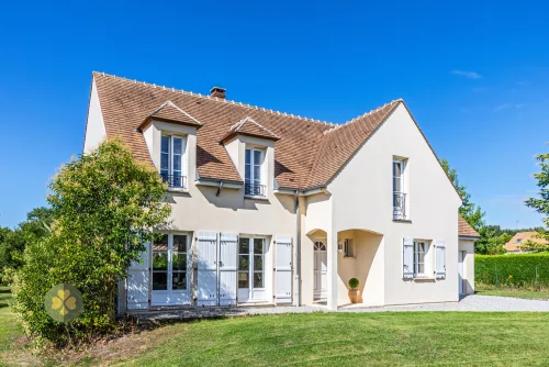 Maison 7 pièces 170 m² · à Gambais · 170 m² · 540 000 €